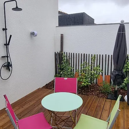 Magnifique Aux Sables-d'olonne, La Chaume, 2 Chambres, Terrasse, Parking Securise - Fr-1-422-43 Apartment *